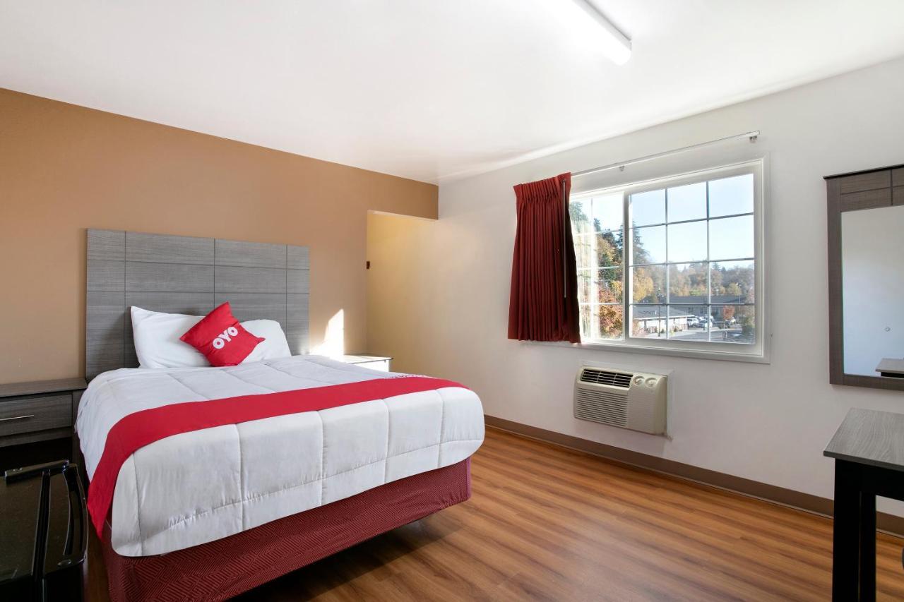 OYO Hotel Kalama Bagian luar foto