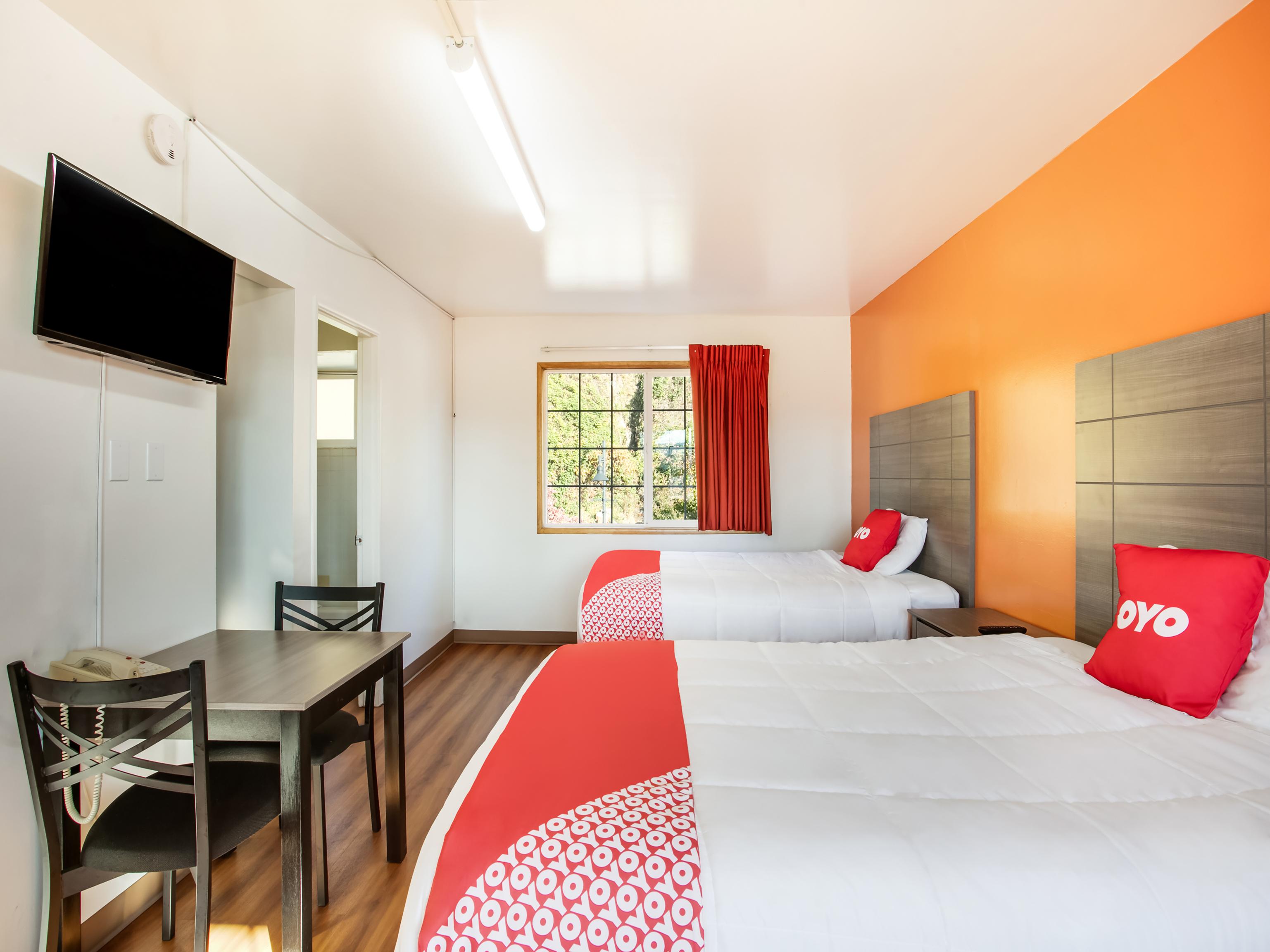 OYO Hotel Kalama Bagian luar foto