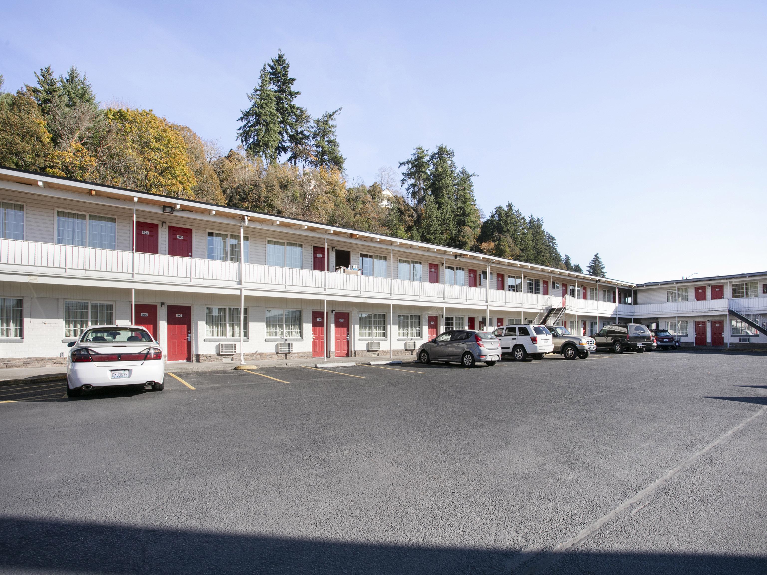 OYO Hotel Kalama Bagian luar foto
